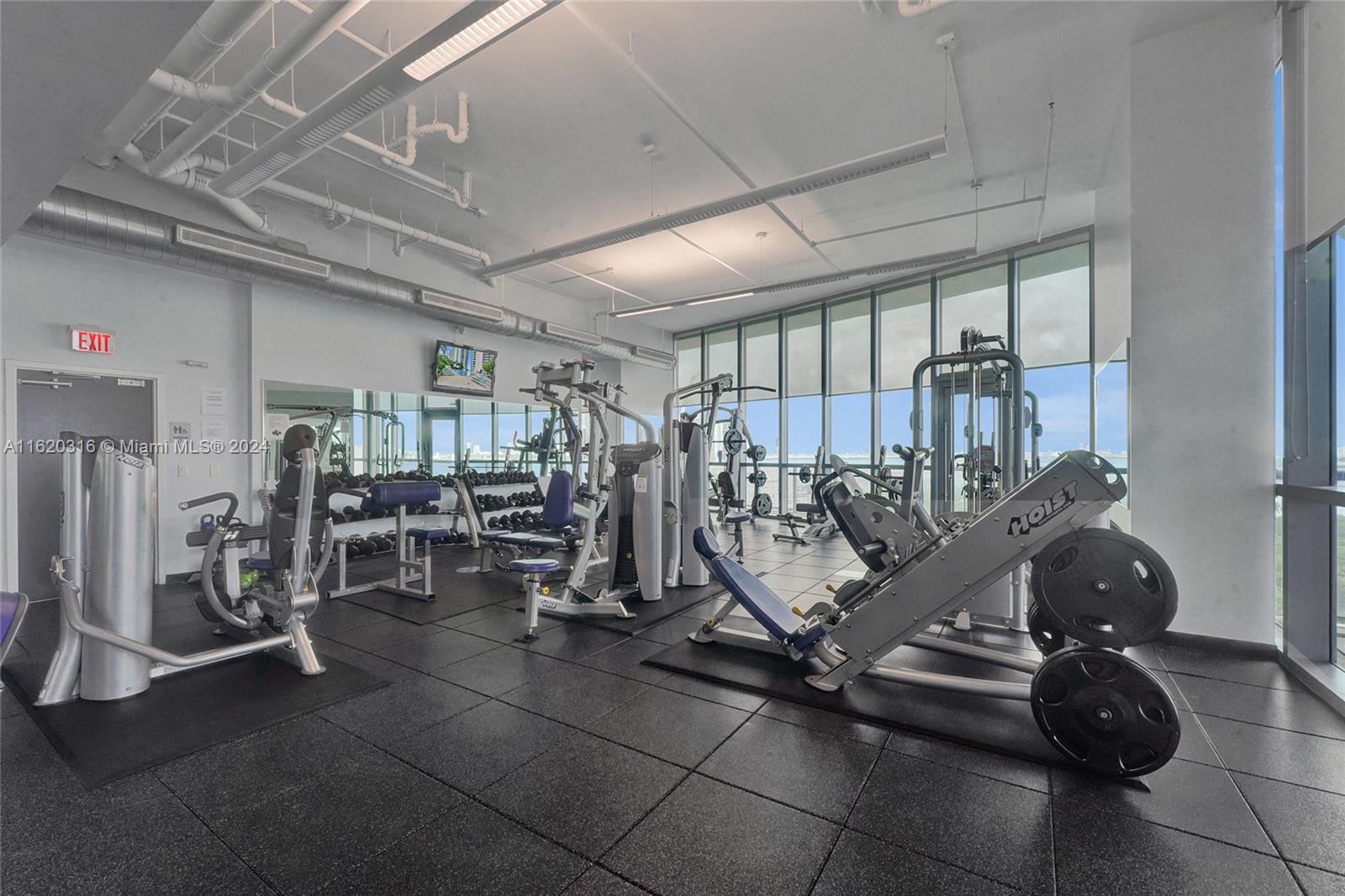 888 Biscayne Blvd #2701, Miami FL 33132