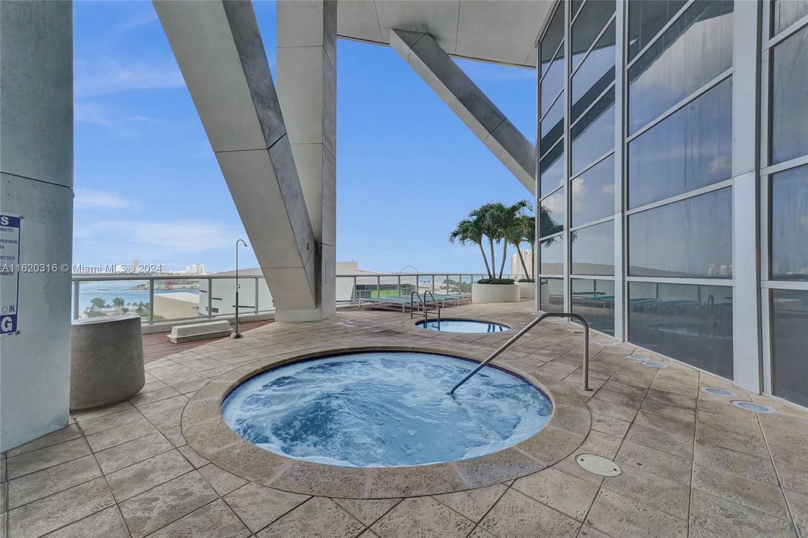 888 Biscayne Blvd #2701, Miami FL 33132