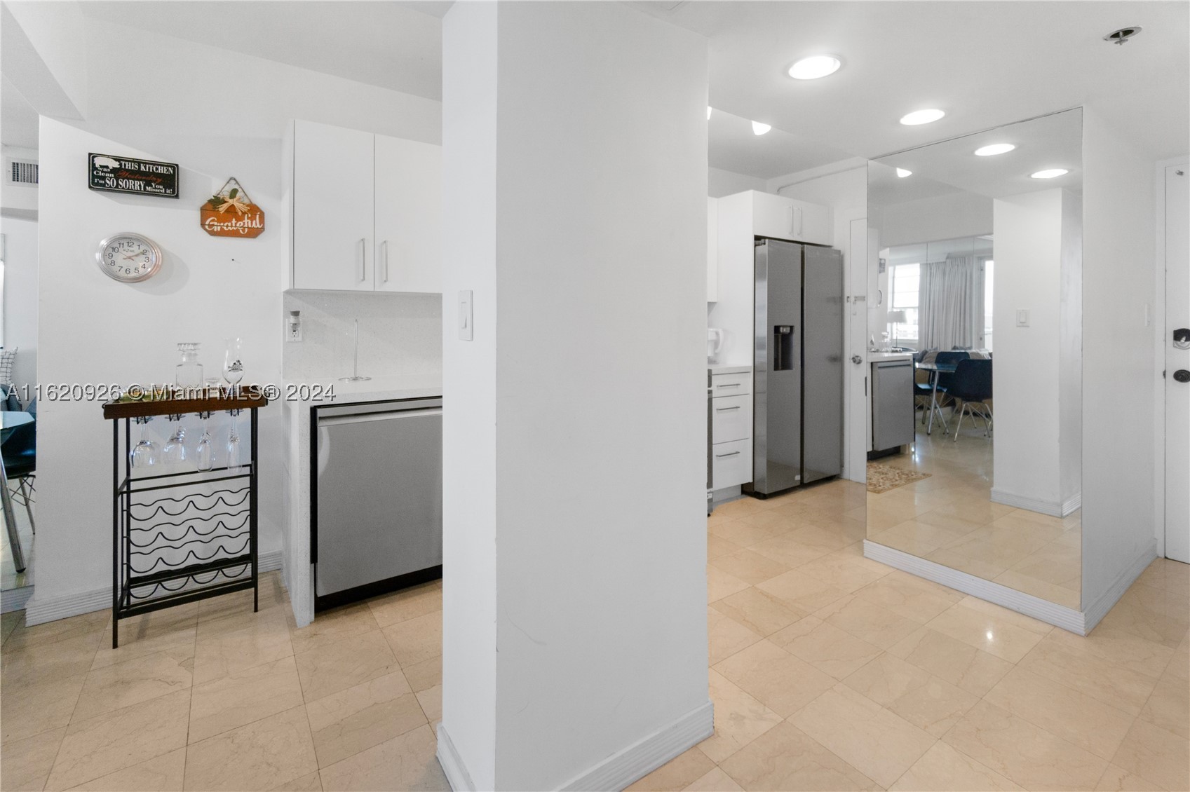 100 Lincoln Rd #820, Miami Beach FL 33139