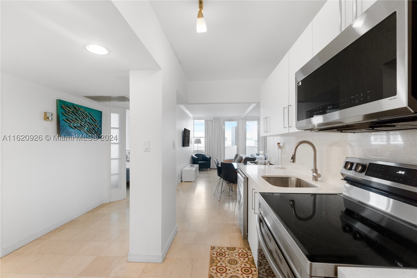 100 Lincoln Rd #820, Miami Beach FL 33139