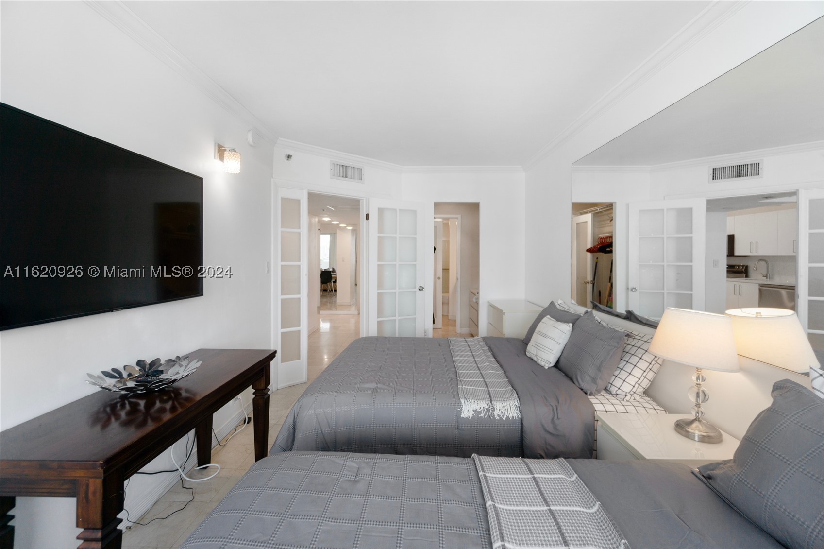 100 Lincoln Rd #820, Miami Beach FL 33139