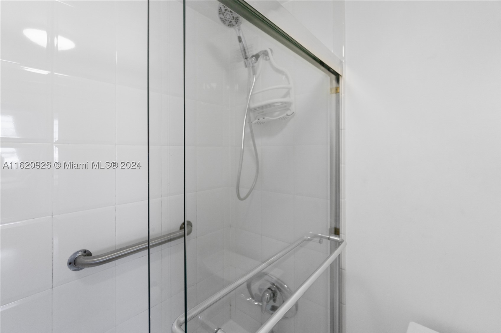 100 Lincoln Rd #820, Miami Beach FL 33139
