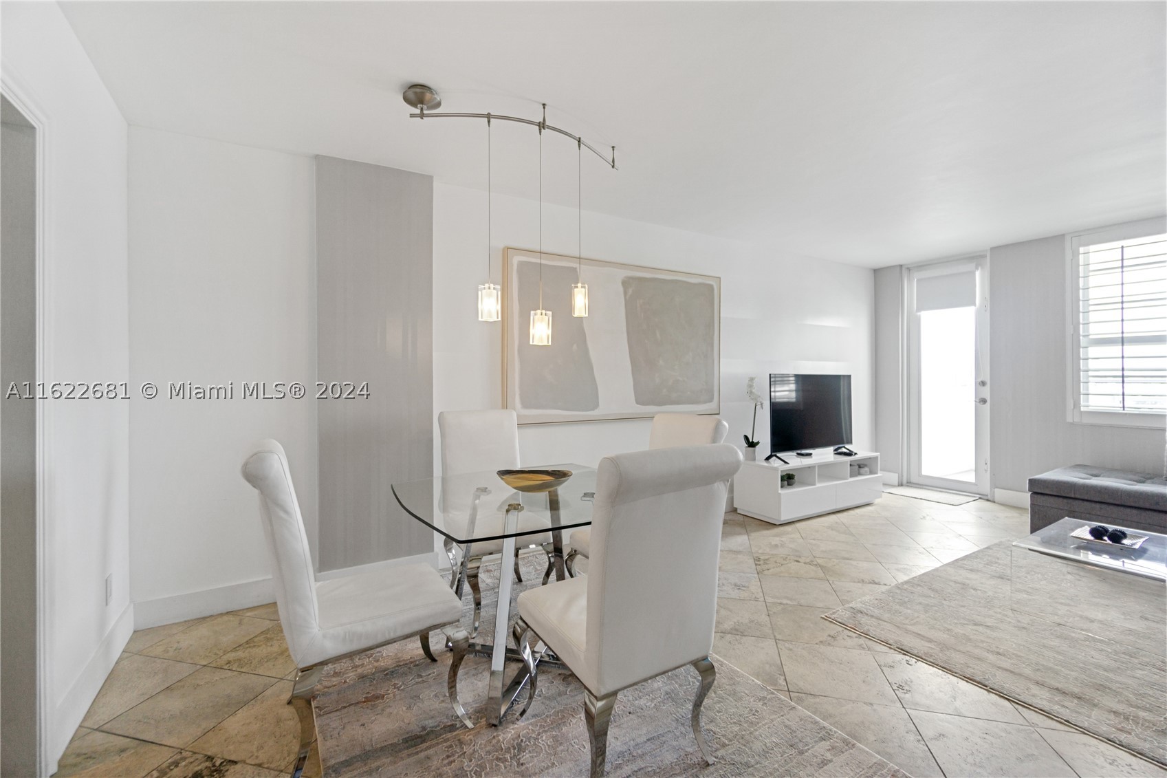 100 Lincoln Rd #1422, Miami Beach FL 33139