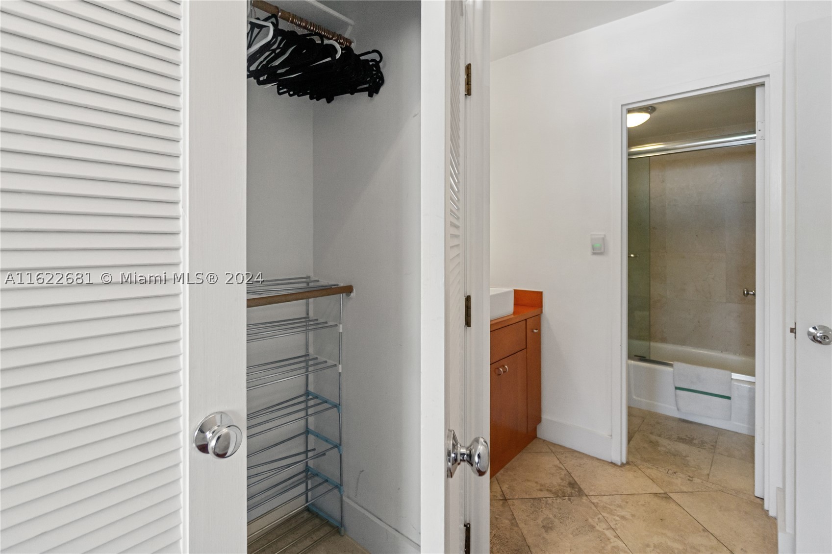 100 Lincoln Rd #1422, Miami Beach FL 33139