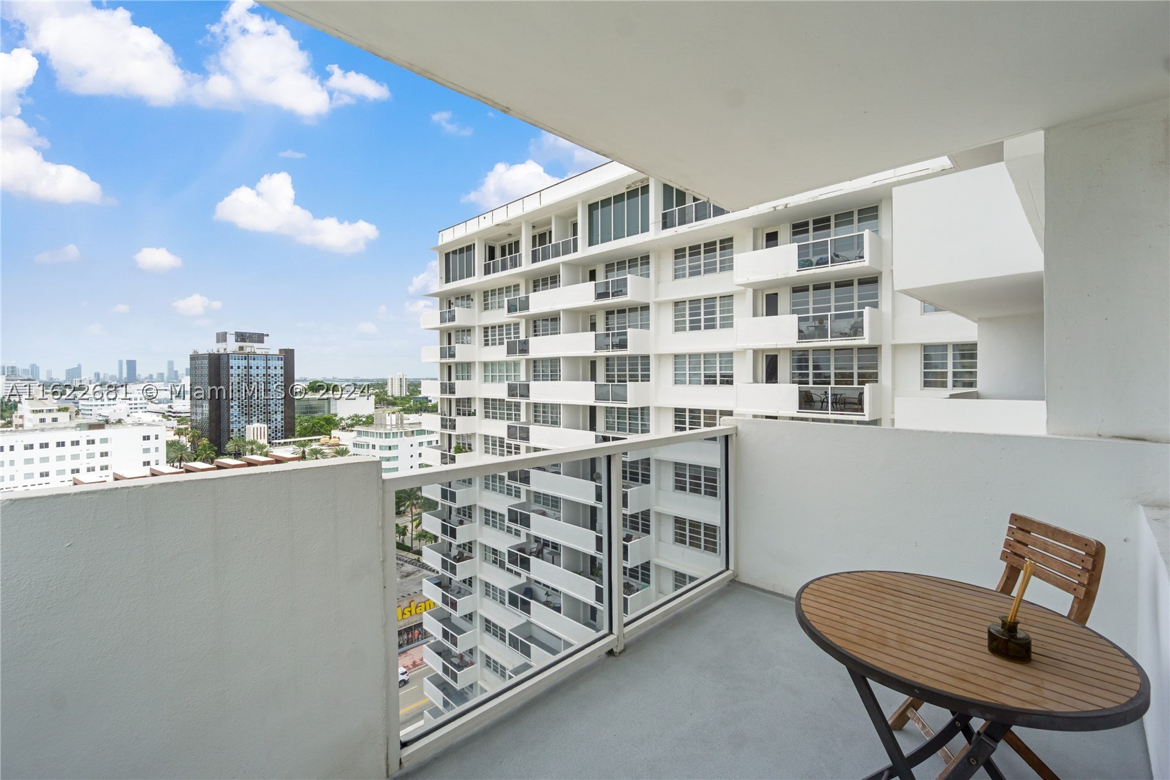 100 Lincoln Rd #1422, Miami Beach FL 33139