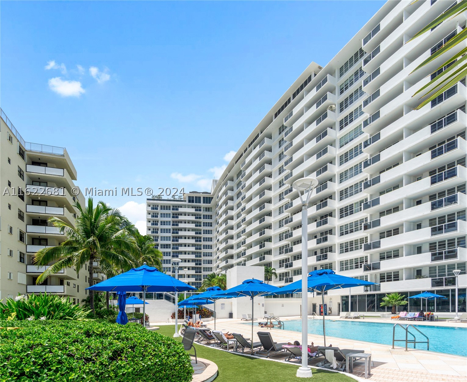 100 Lincoln Rd #1422, Miami Beach FL 33139