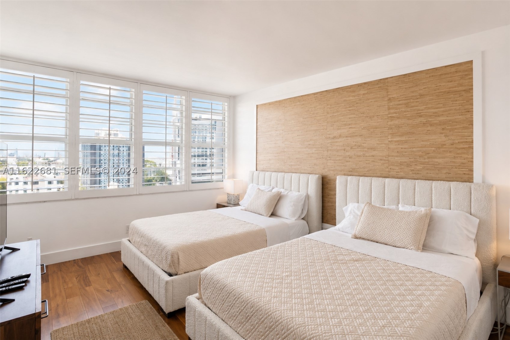 100 Lincoln Rd #1422, Miami Beach FL 33139