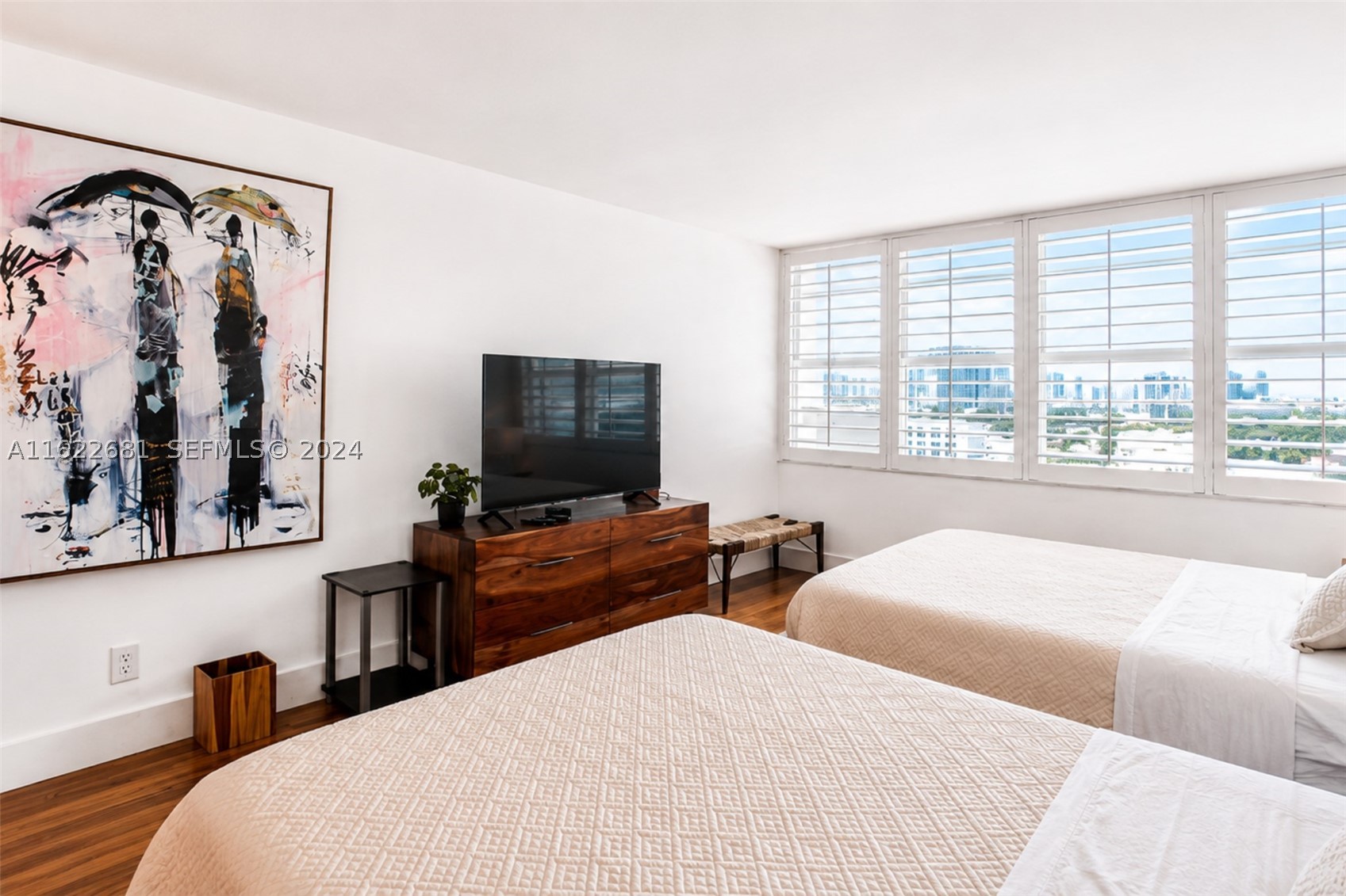 100 Lincoln Rd #1422, Miami Beach FL 33139