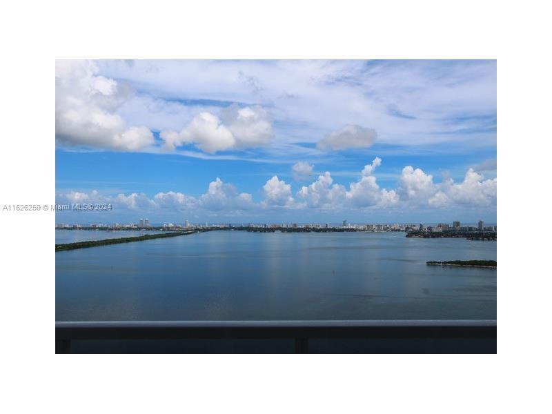600 NE 27th St #2302, Miami FL 33137