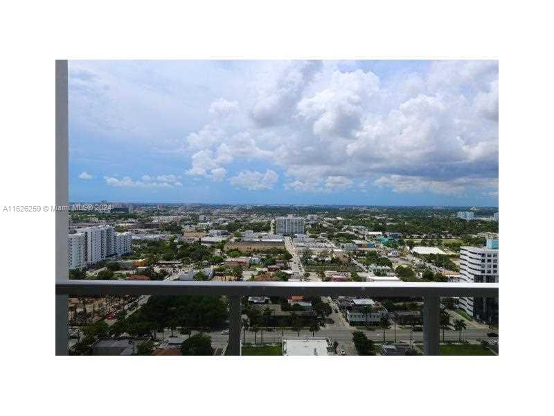 600 NE 27th St #2302, Miami FL 33137