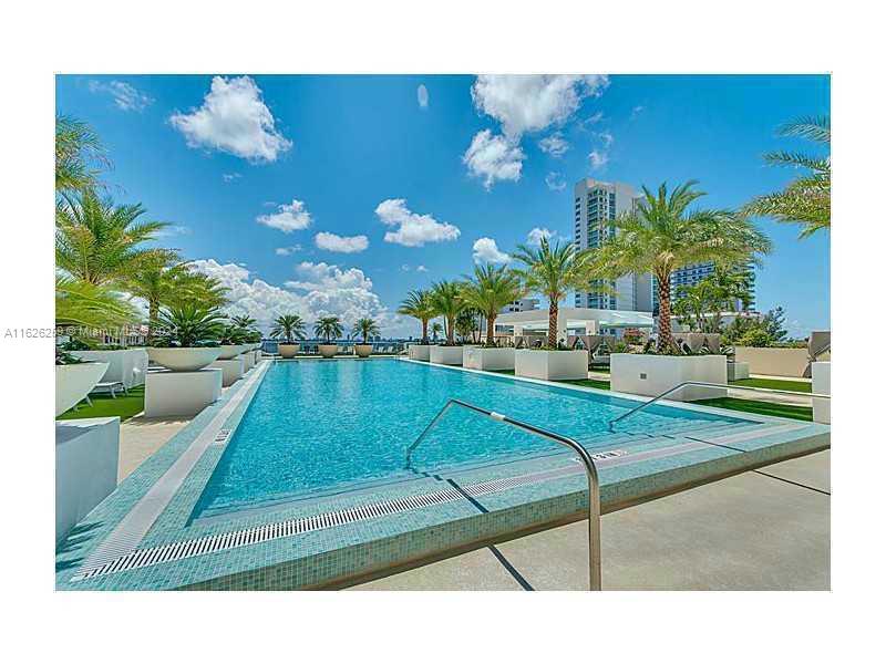 600 NE 27th St #2302, Miami FL 33137