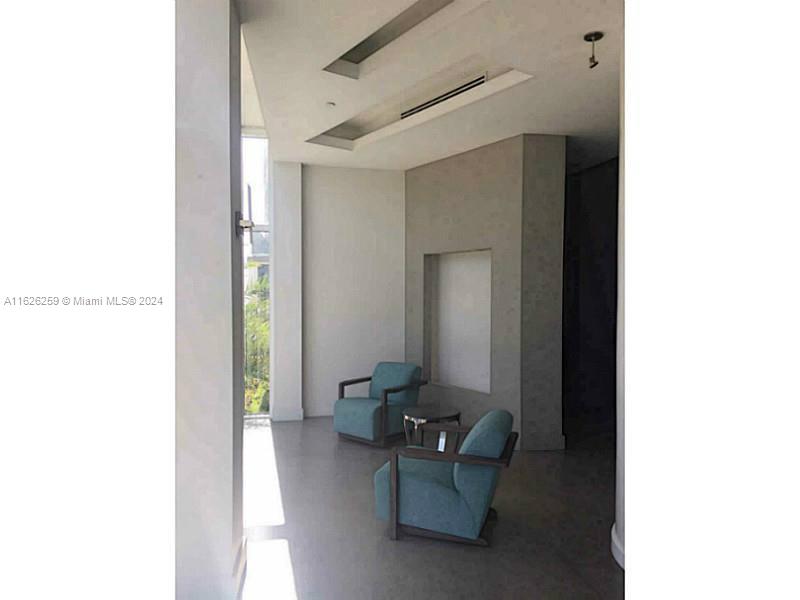 600 NE 27th St #2302, Miami FL 33137
