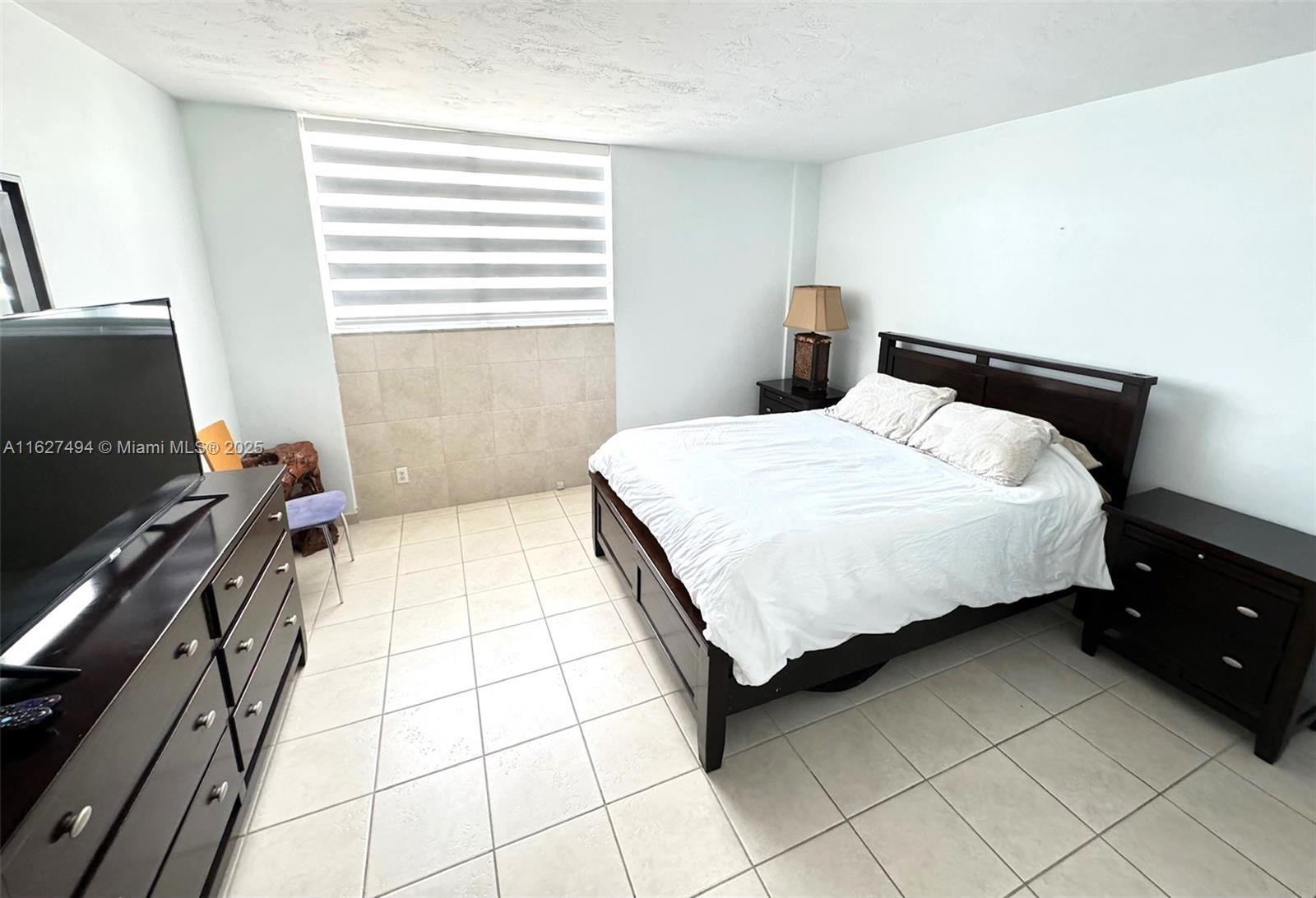 3801 OCEAN DR #10H, Hollywood FL 33019