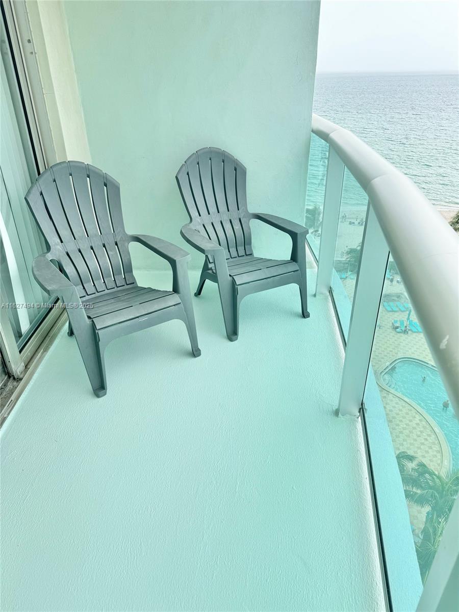 3801 OCEAN DR #10H, Hollywood FL 33019