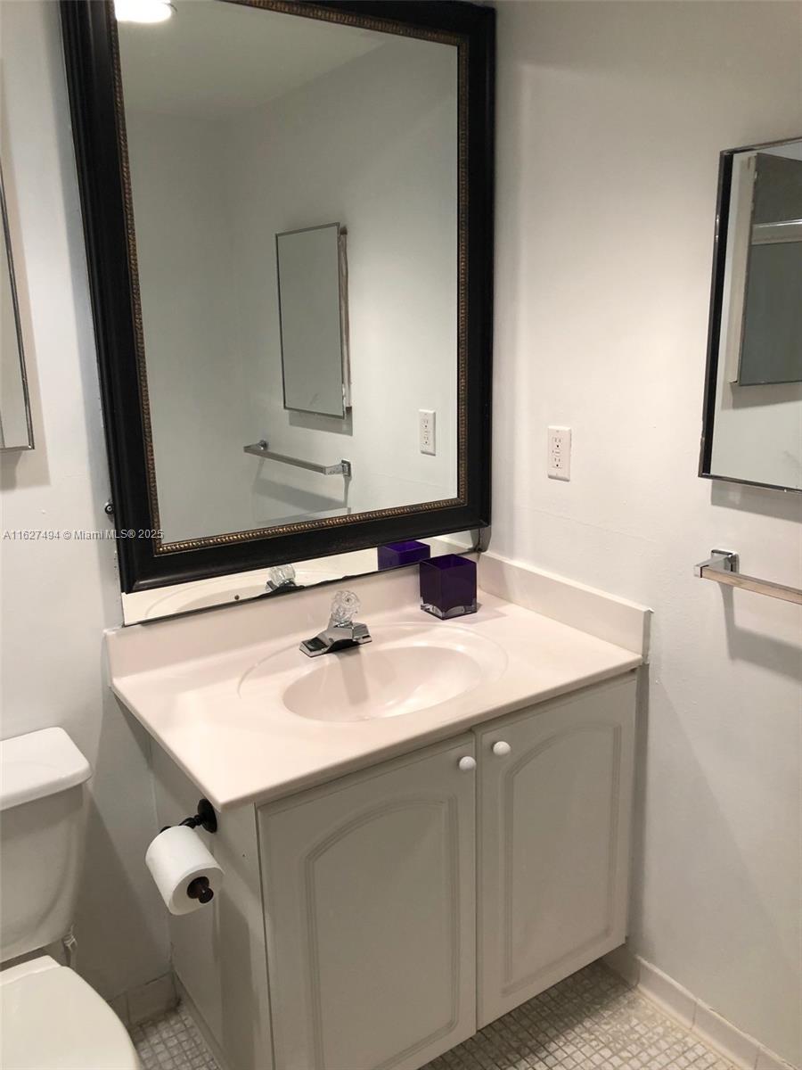 3801 OCEAN DR #10H, Hollywood FL 33019