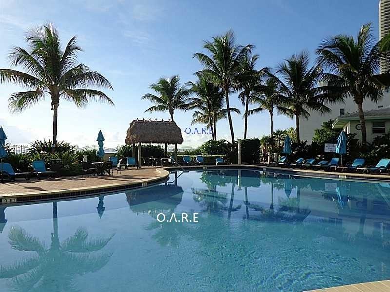 3801 OCEAN DR #10H, Hollywood FL 33019
