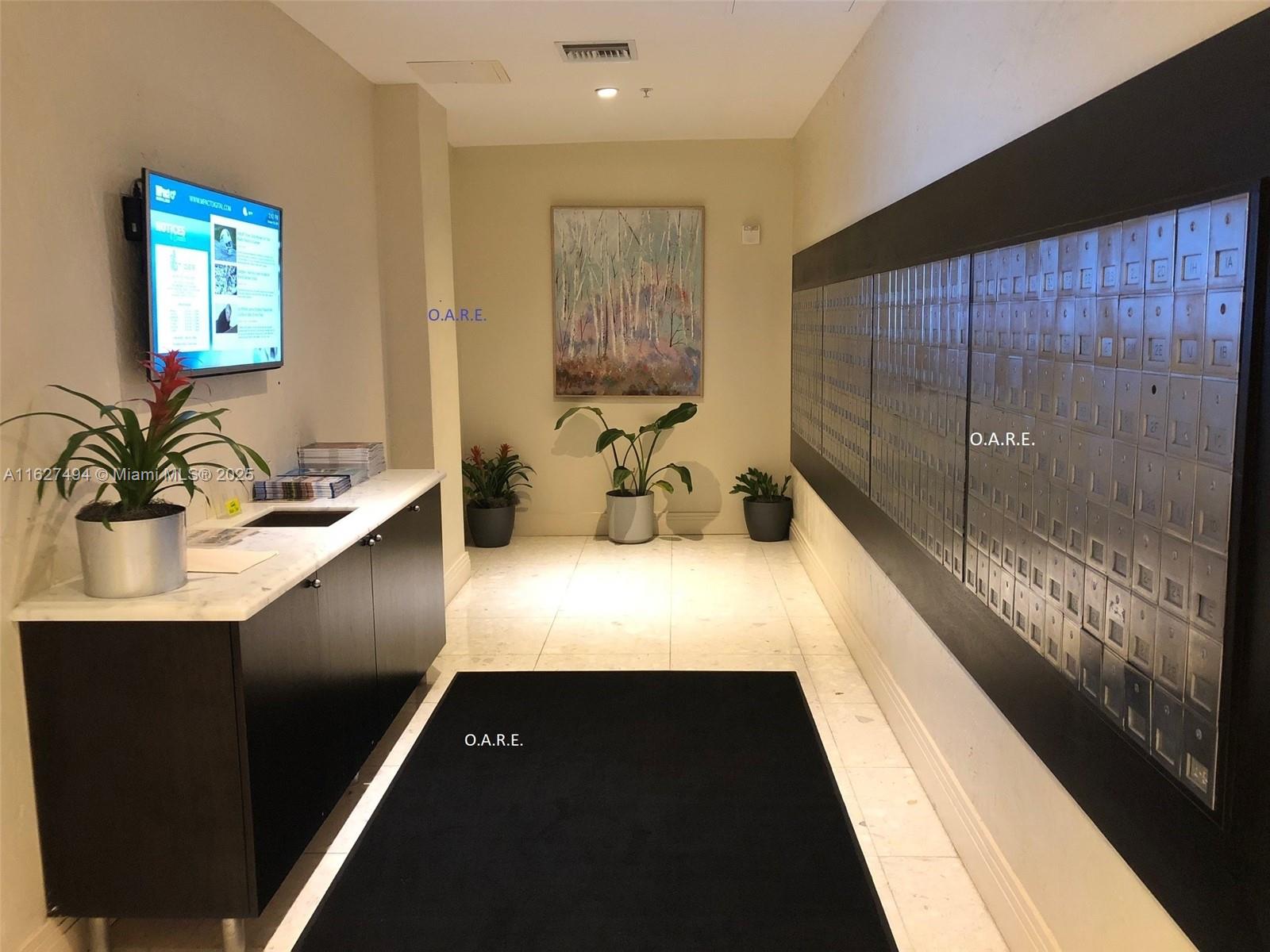 3801 OCEAN DR #10H, Hollywood FL 33019