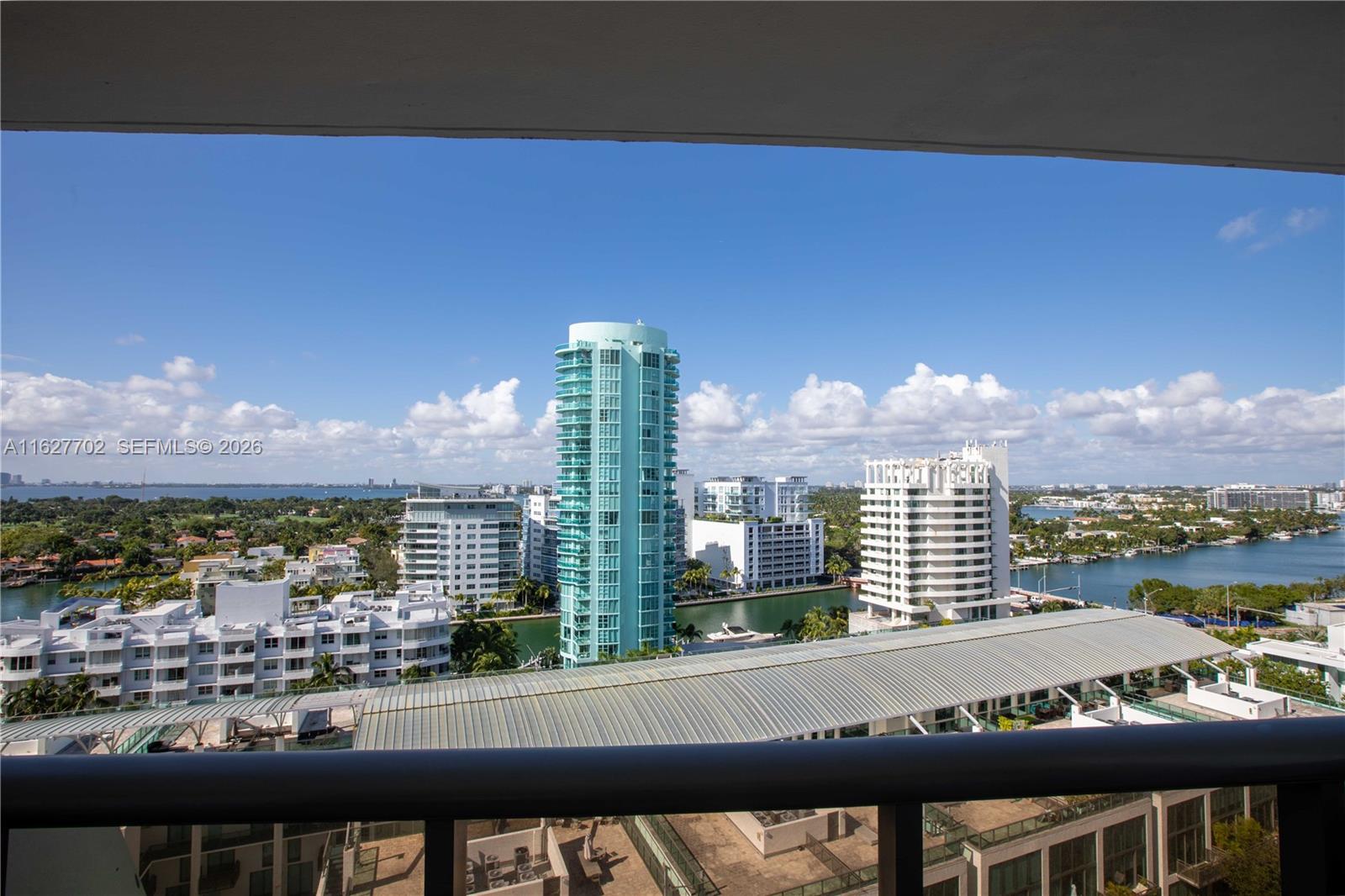 6039 Collins Ave #1728, Miami Beach FL 33140
