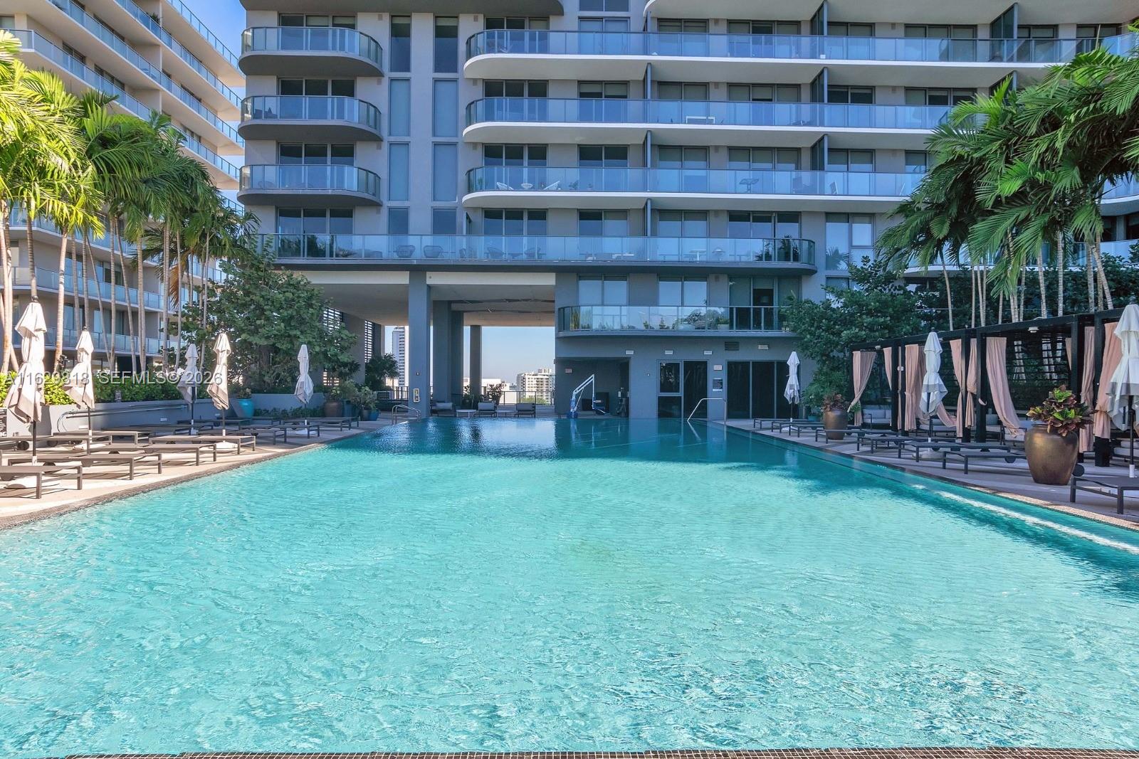 121 NE 34th St #905, Miami FL 33137