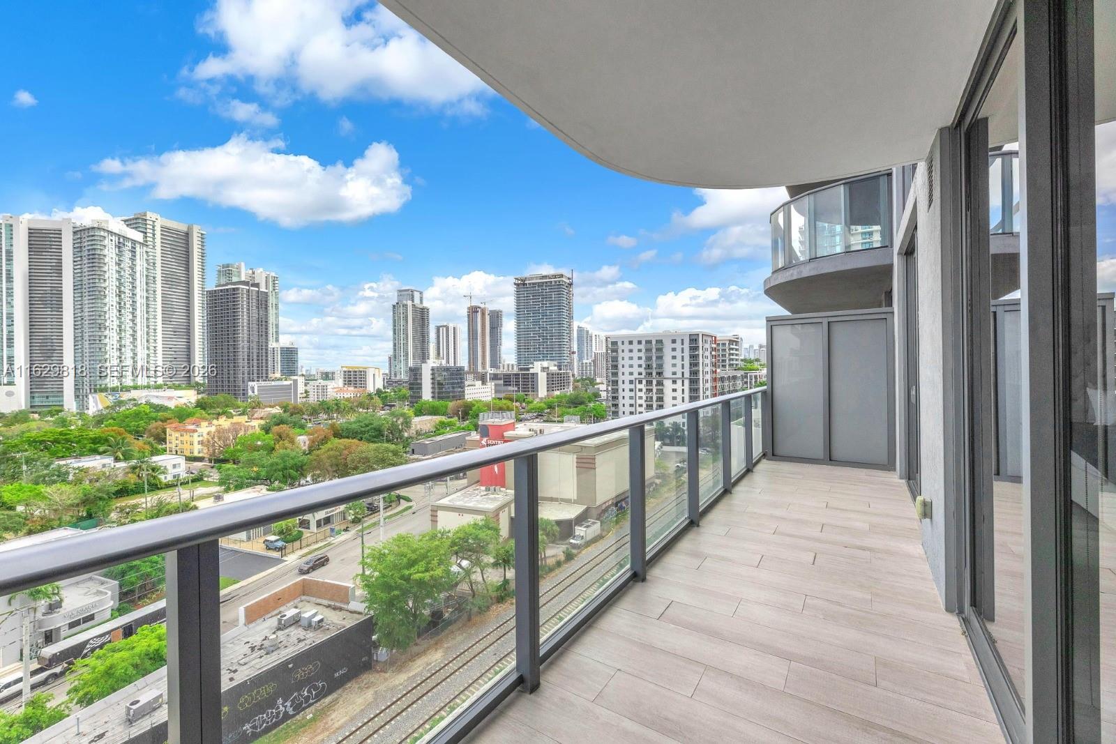 121 NE 34th St #905, Miami FL 33137