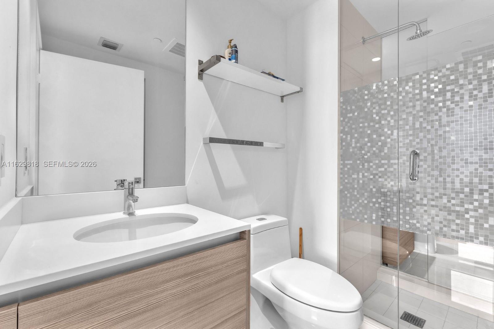 121 NE 34th St #905, Miami FL 33137