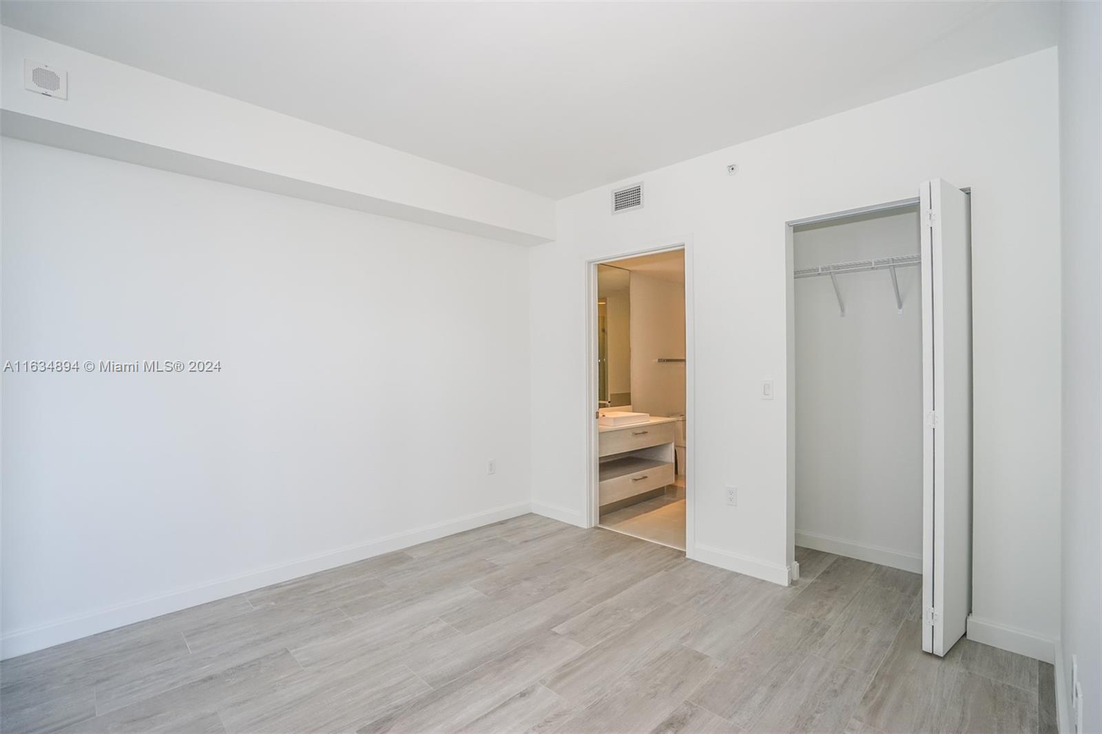 55 SW 9th ST #2108, Miami FL 33130