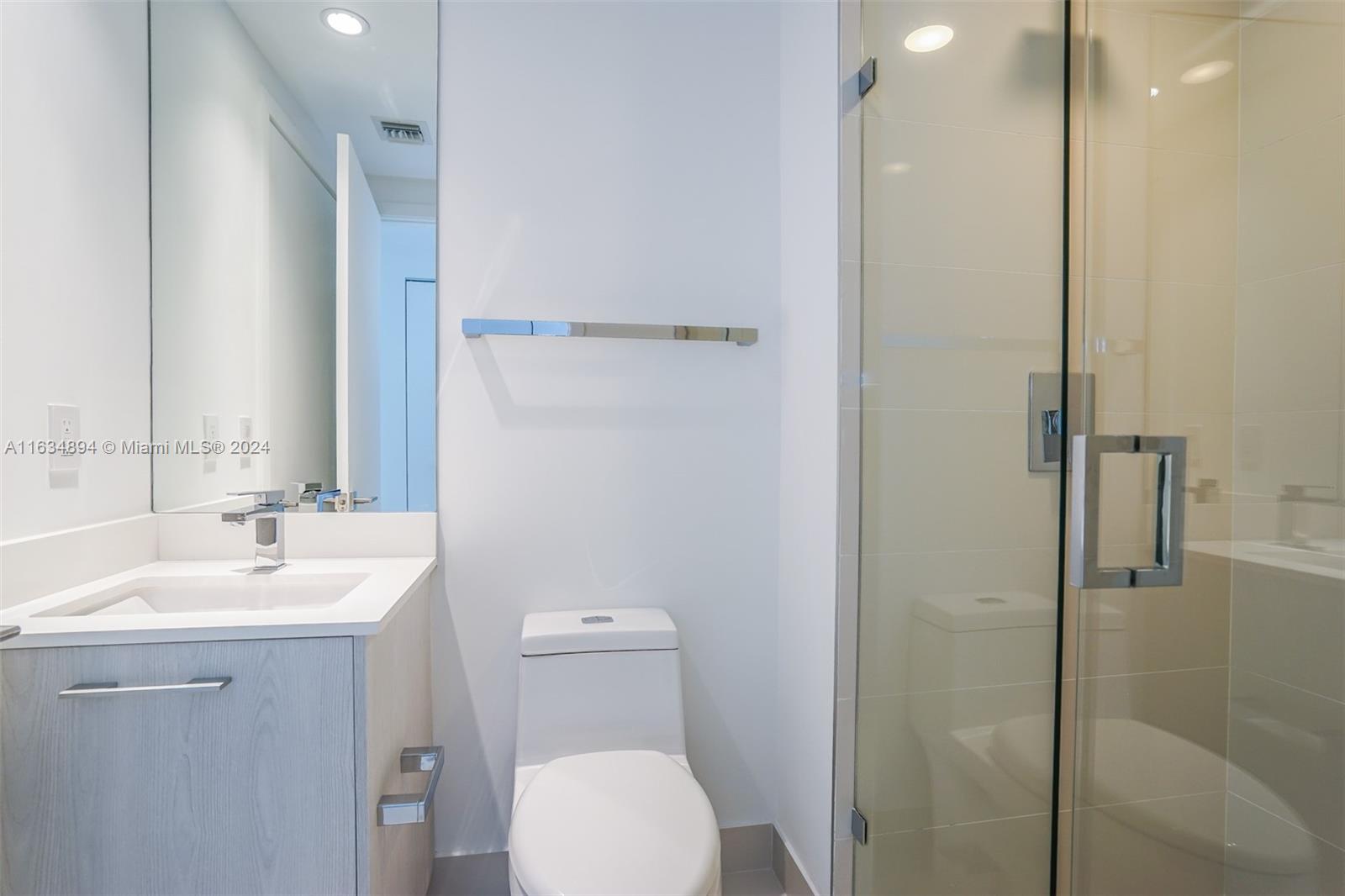 55 SW 9th ST #2108, Miami FL 33130