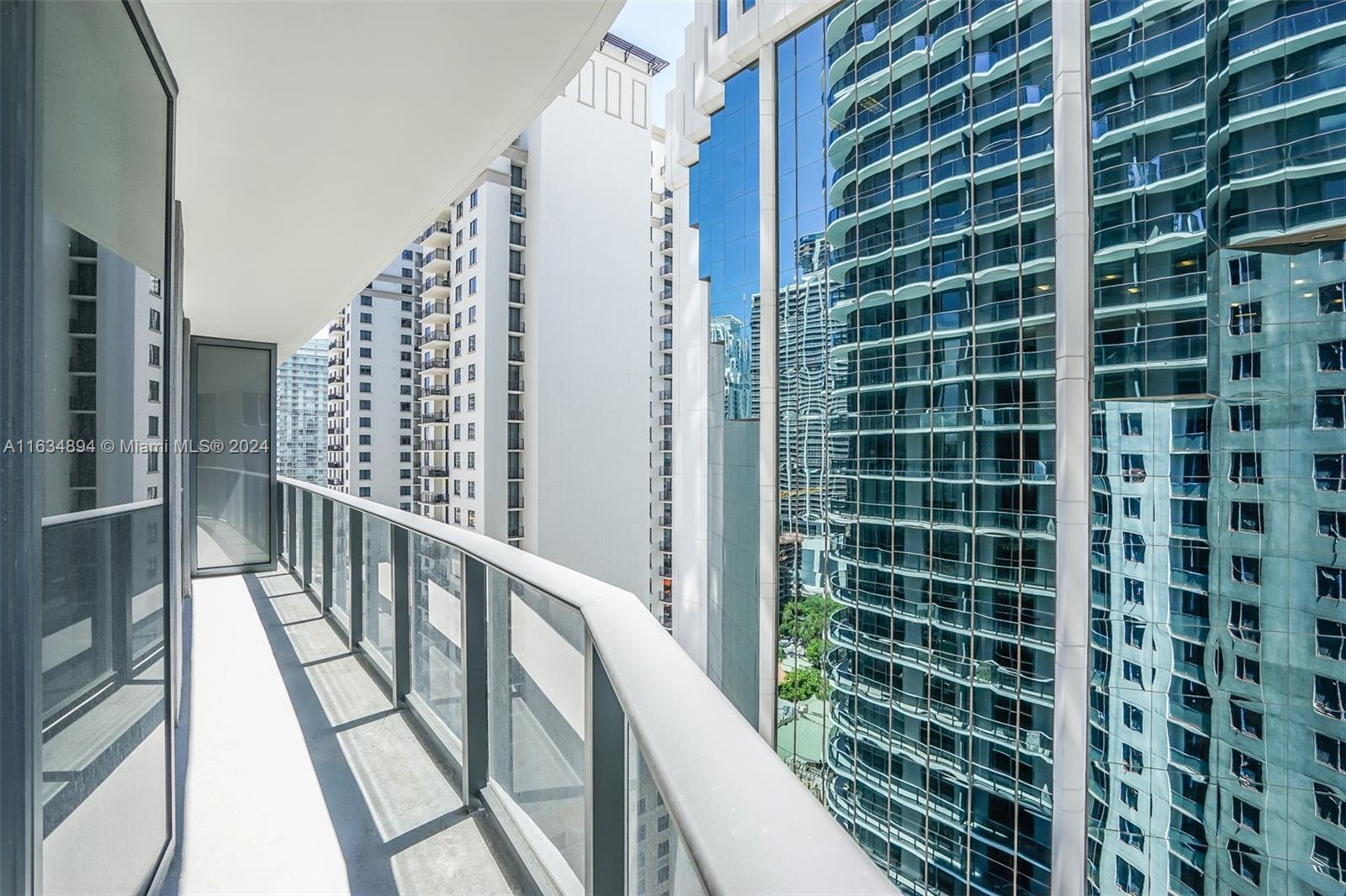 55 SW 9th ST #2108, Miami FL 33130