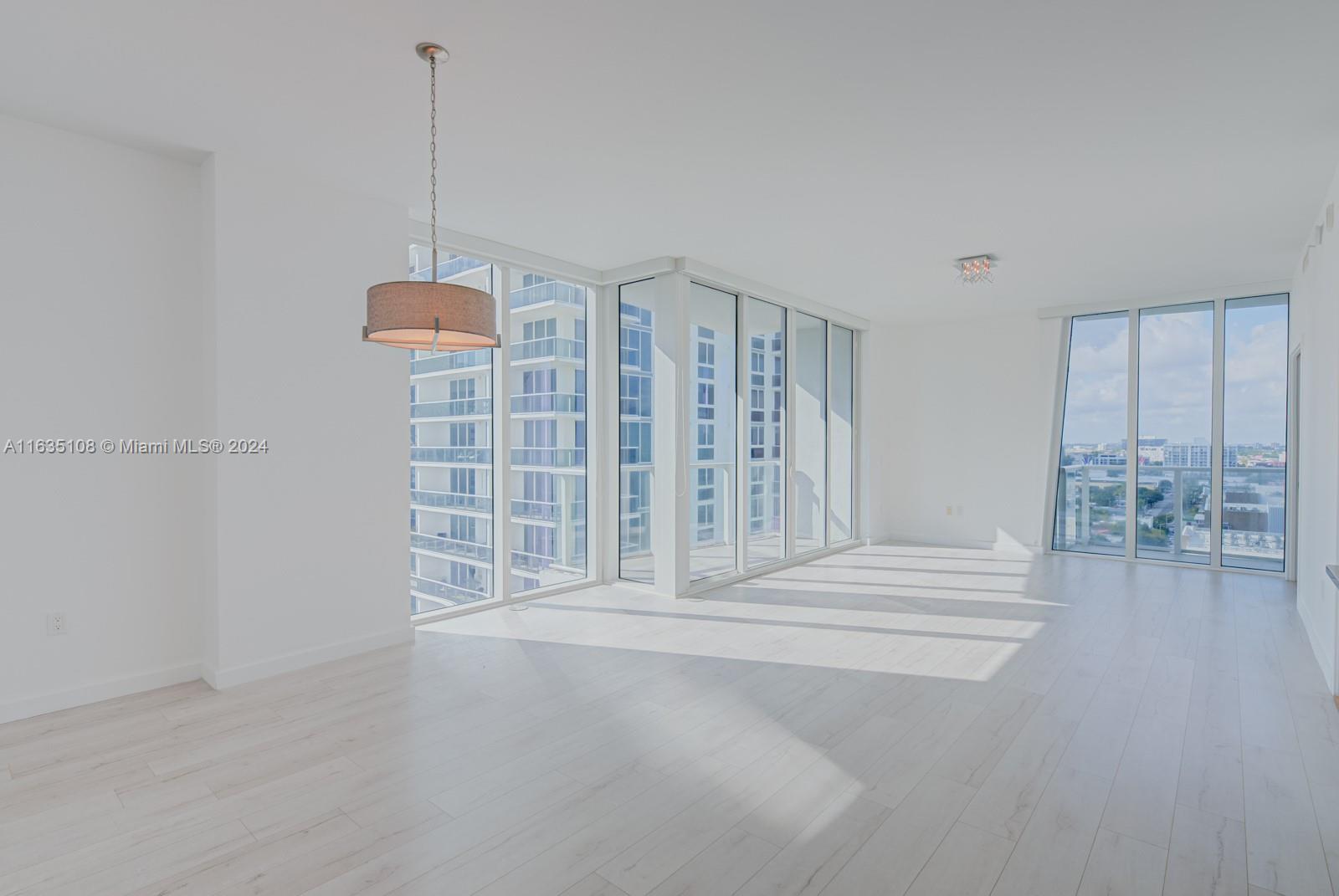 601 NE 27th St #1502, Miami FL 33137