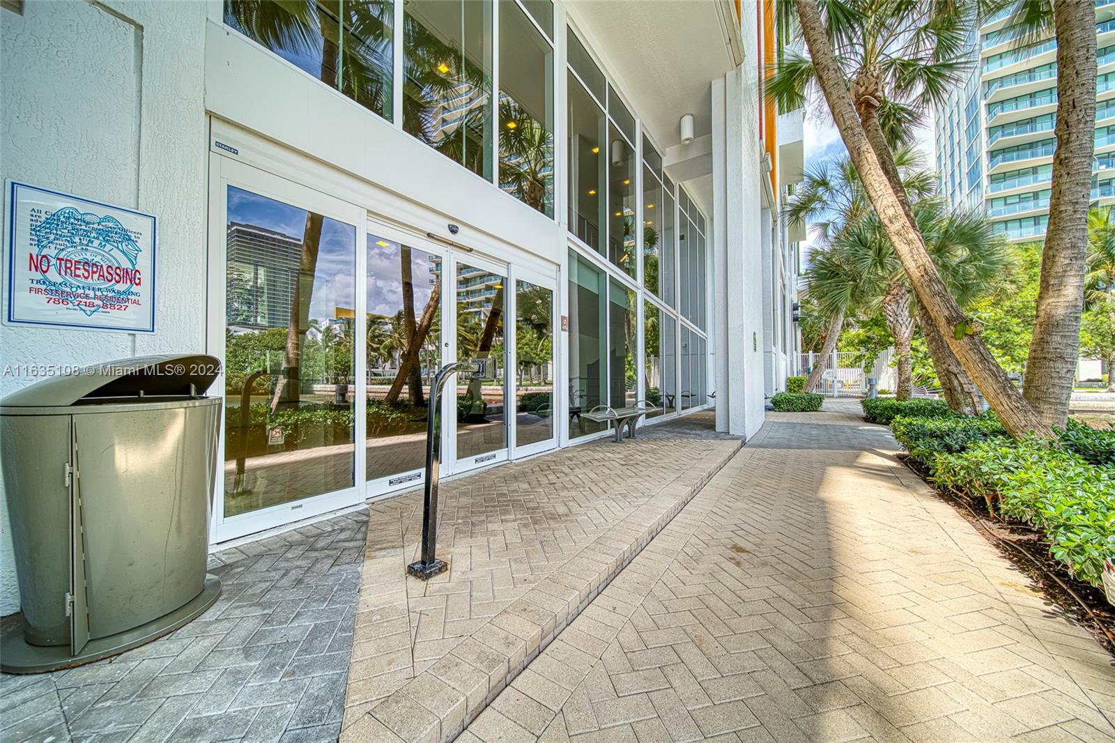 601 NE 27th St #1502, Miami FL 33137