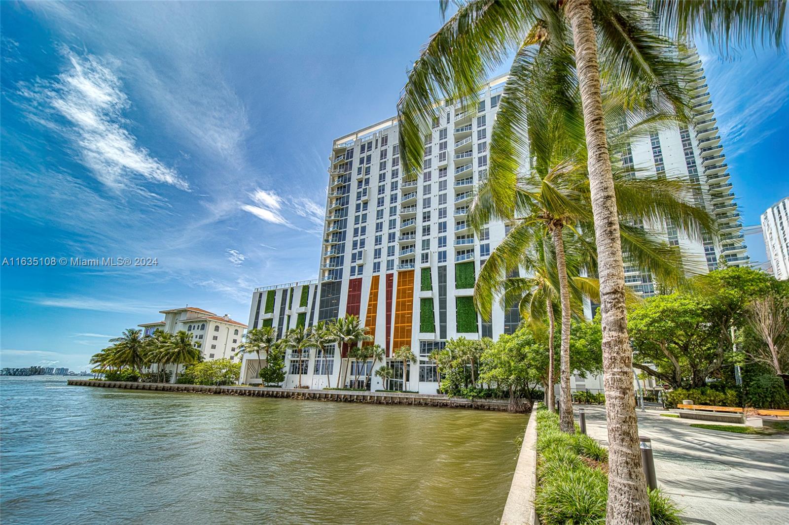601 NE 27th St #1502, Miami FL 33137