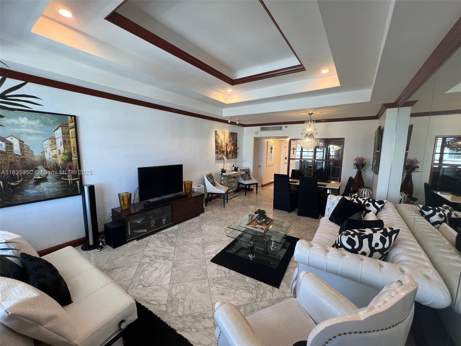 100 Lincoln Rd #1633, Miami Beach FL 33139