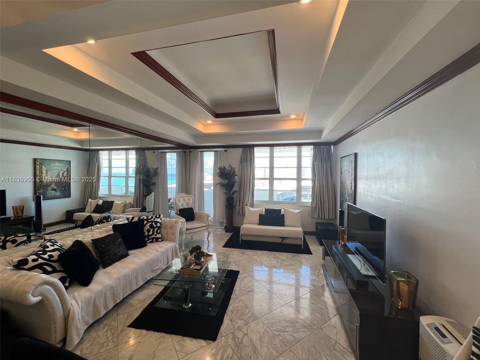 100 Lincoln Rd #1633, Miami Beach FL 33139