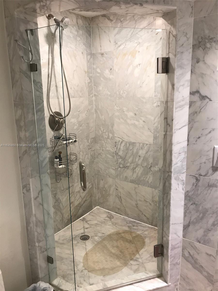 100 Lincoln Rd #1633, Miami Beach FL 33139