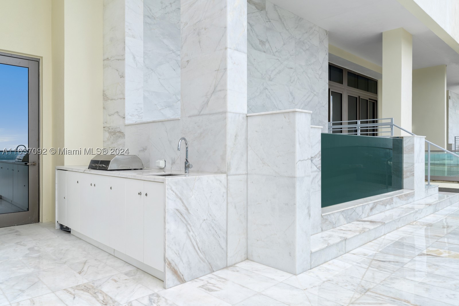 17901 Collins #Ph4705, Sunny Isles Beach FL 33160
