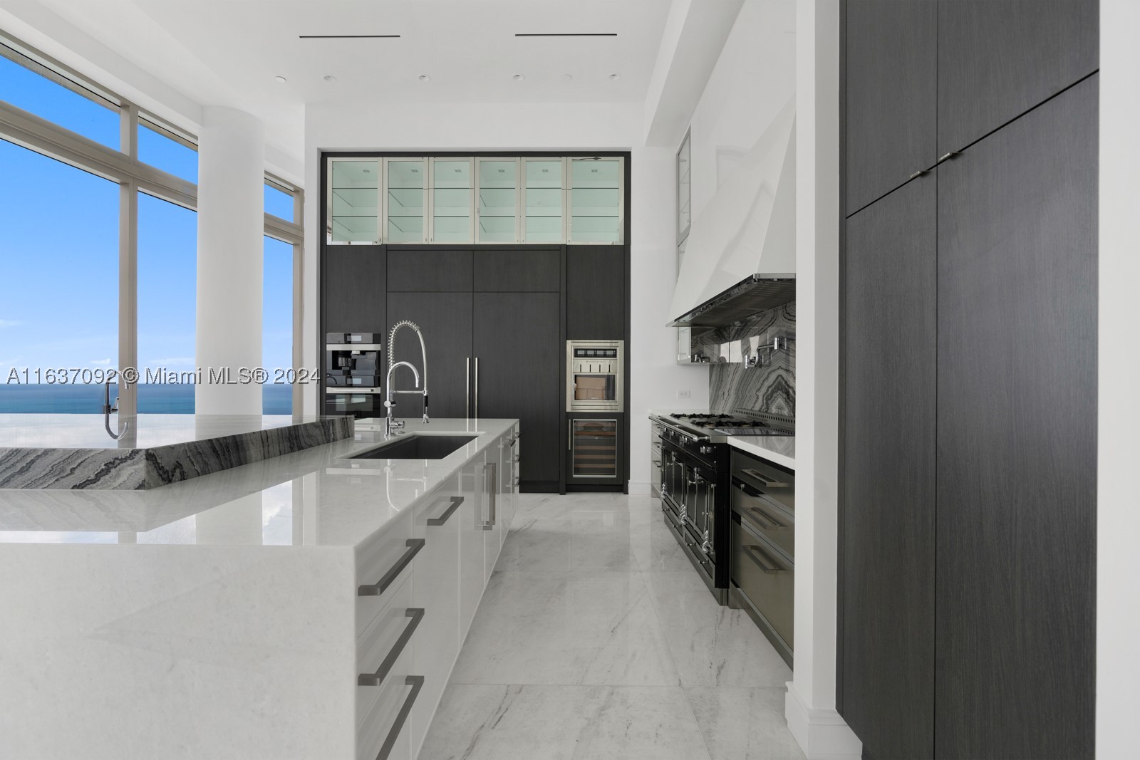 17901 Collins #Ph4705, Sunny Isles Beach FL 33160