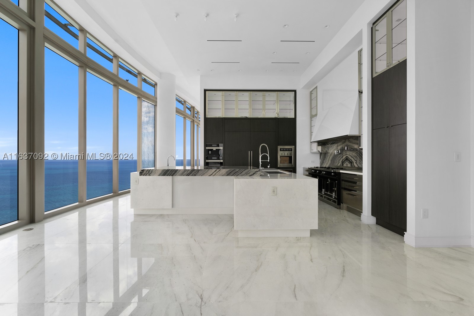 17901 Collins #Ph4705, Sunny Isles Beach FL 33160
