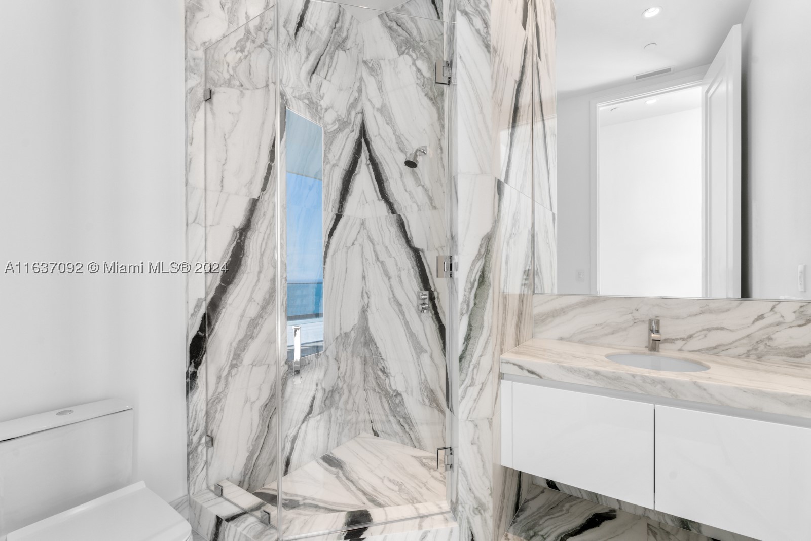 17901 Collins #Ph4705, Sunny Isles Beach FL 33160