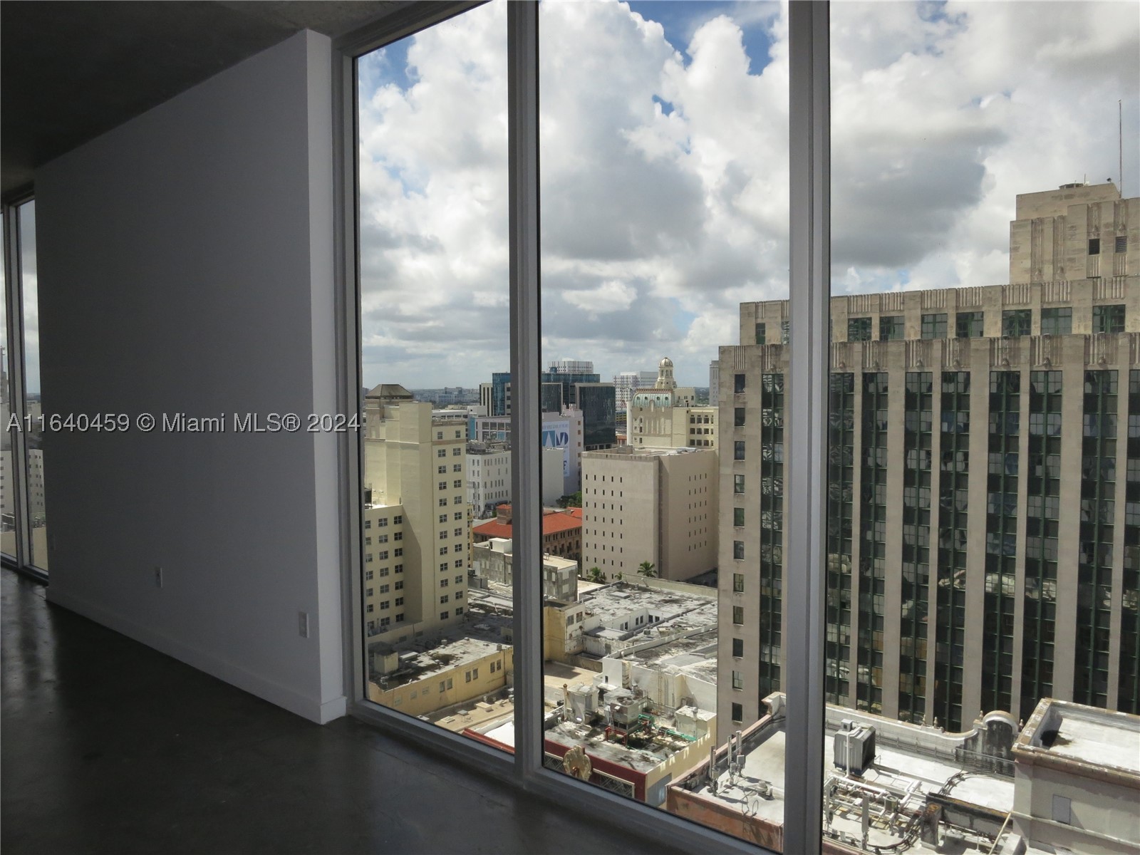 151 SE 1 St #1902, Miami FL 33131