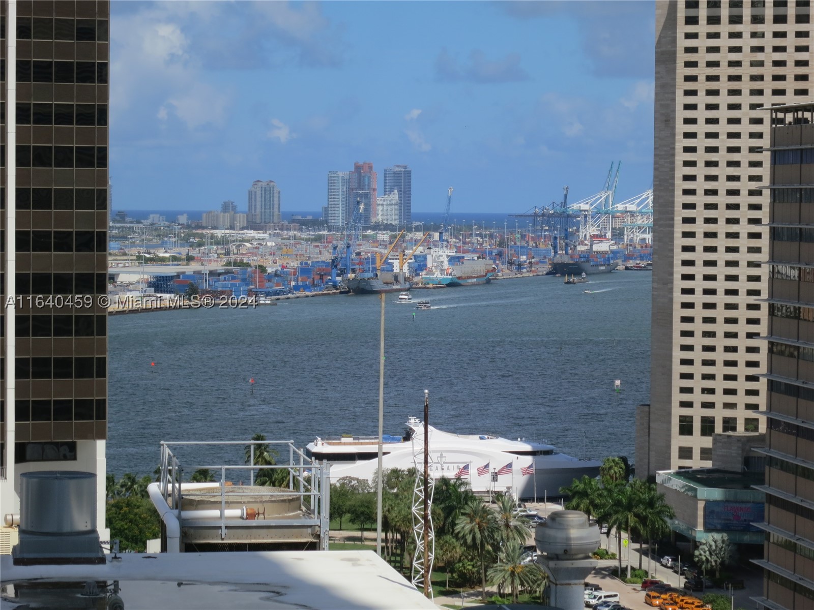 151 SE 1 St #1902, Miami FL 33131