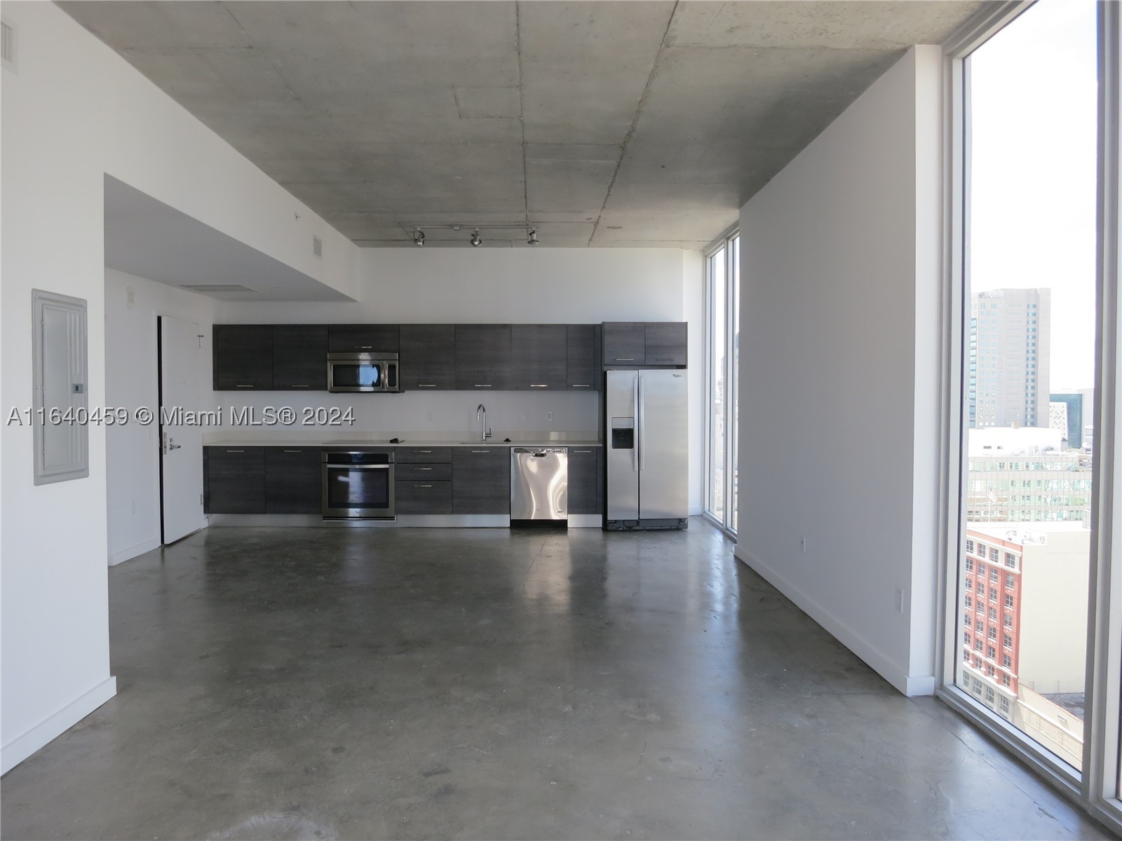 151 SE 1 St #1902, Miami FL 33131