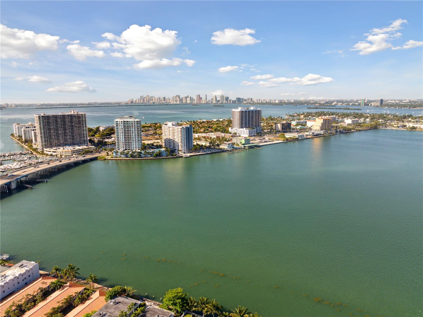 1020 S Shore Dr, Miami Beach FL 33141