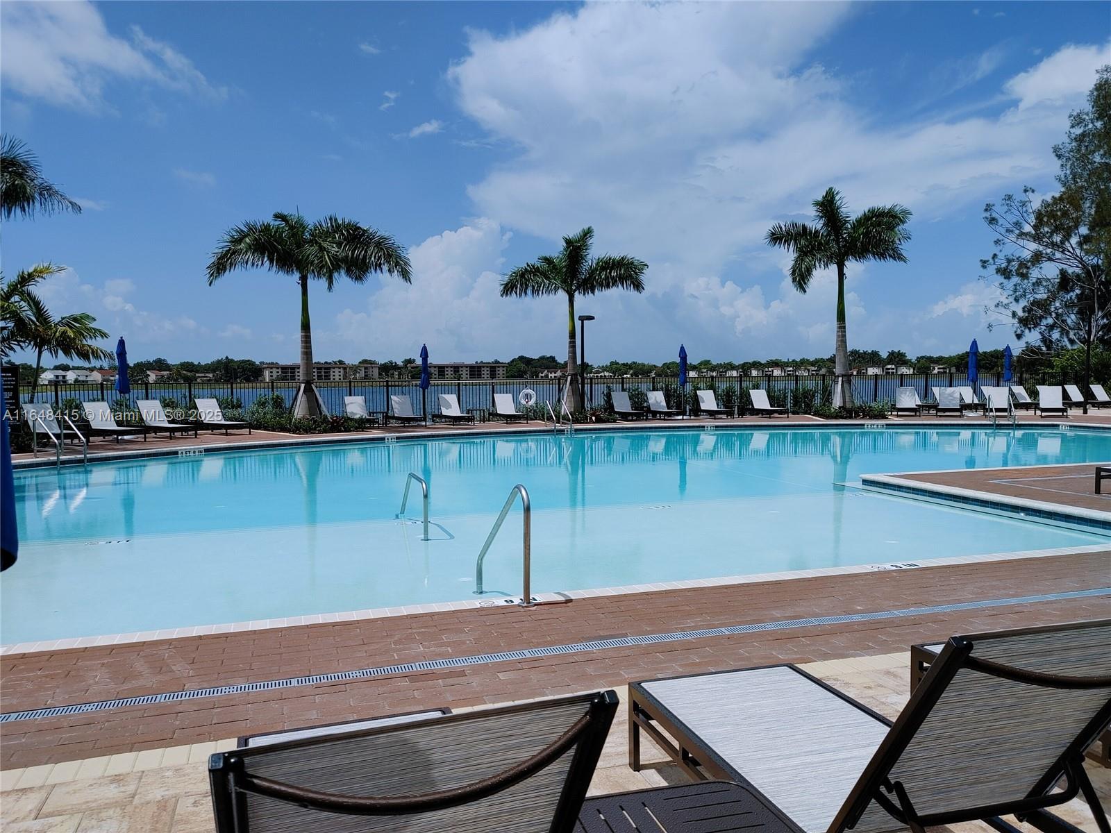 20626 NE 5th Pl #20626, Miami FL 33179