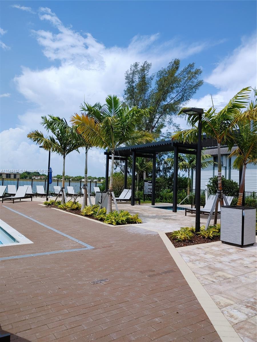 20626 NE 5th Pl #20626, Miami FL 33179