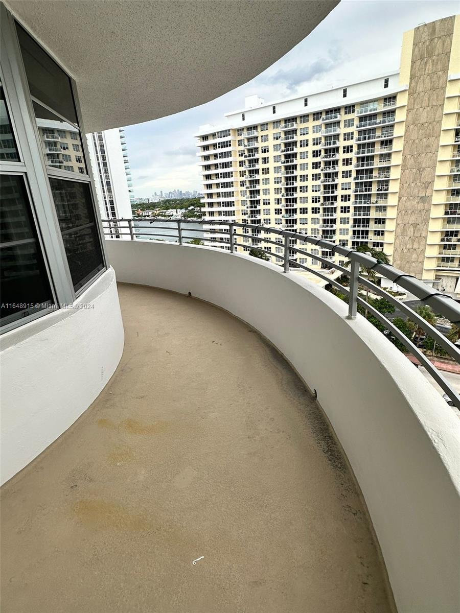 5555 Collins Ave #10B, Miami Beach FL 33140