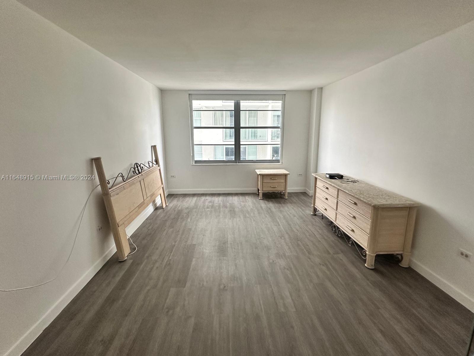5555 Collins Ave #10B, Miami Beach FL 33140