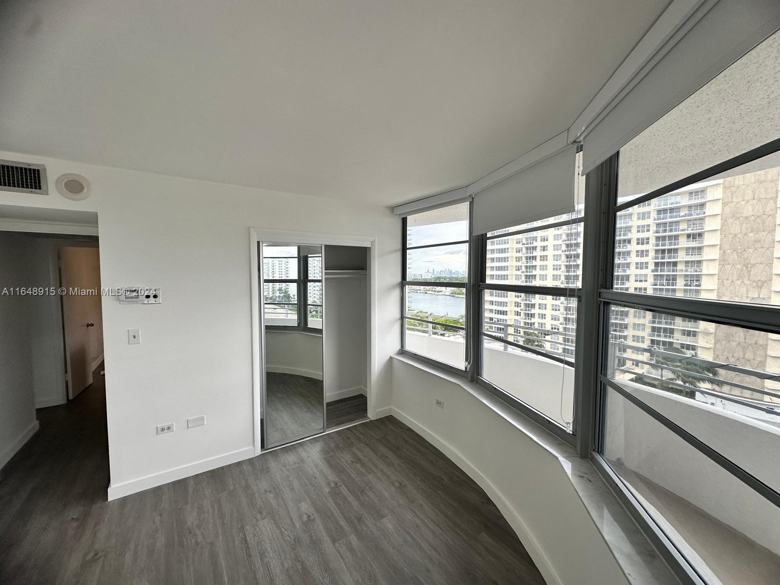 5555 Collins Ave #10B, Miami Beach FL 33140