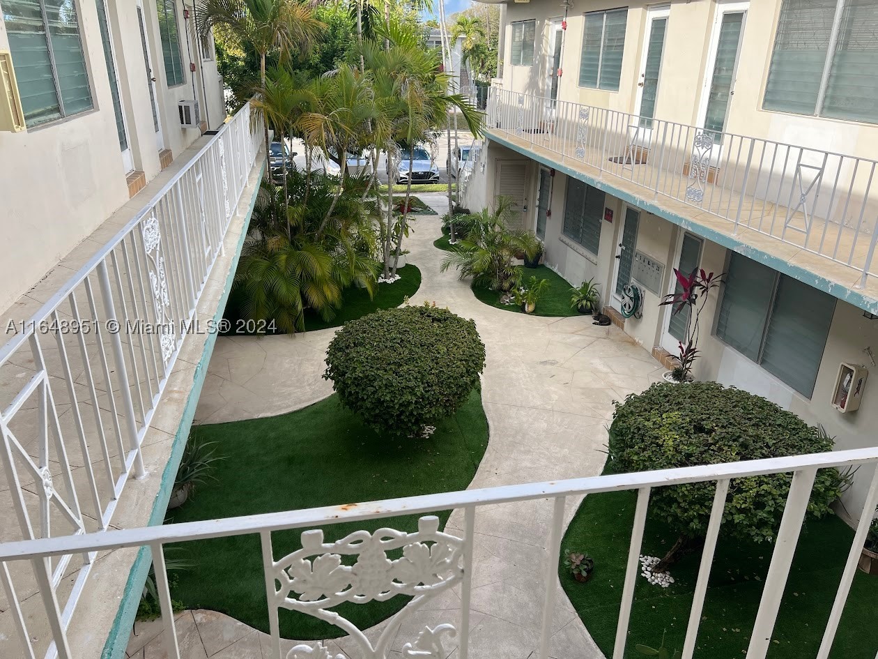 2072 NE 169th St #9, 11, 12 & 5, North Miami Beach FL 33162