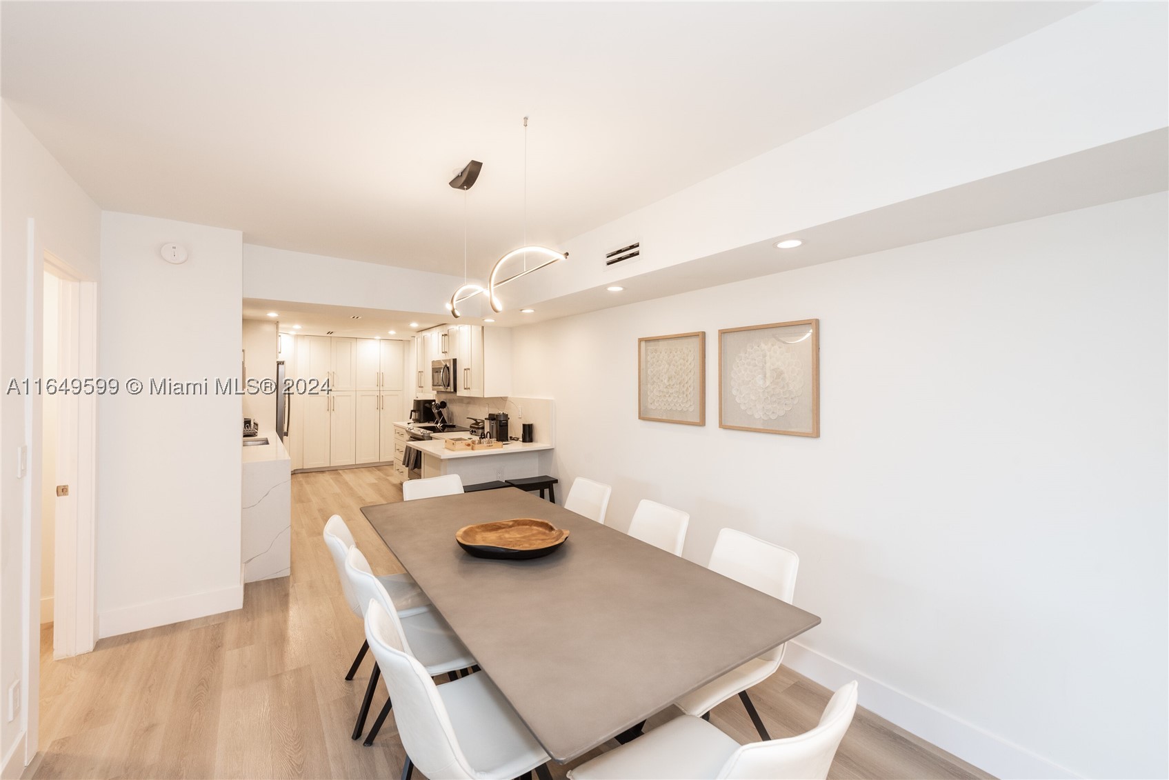 1111 Crandon Blvd #A306, Key Biscayne FL 33149