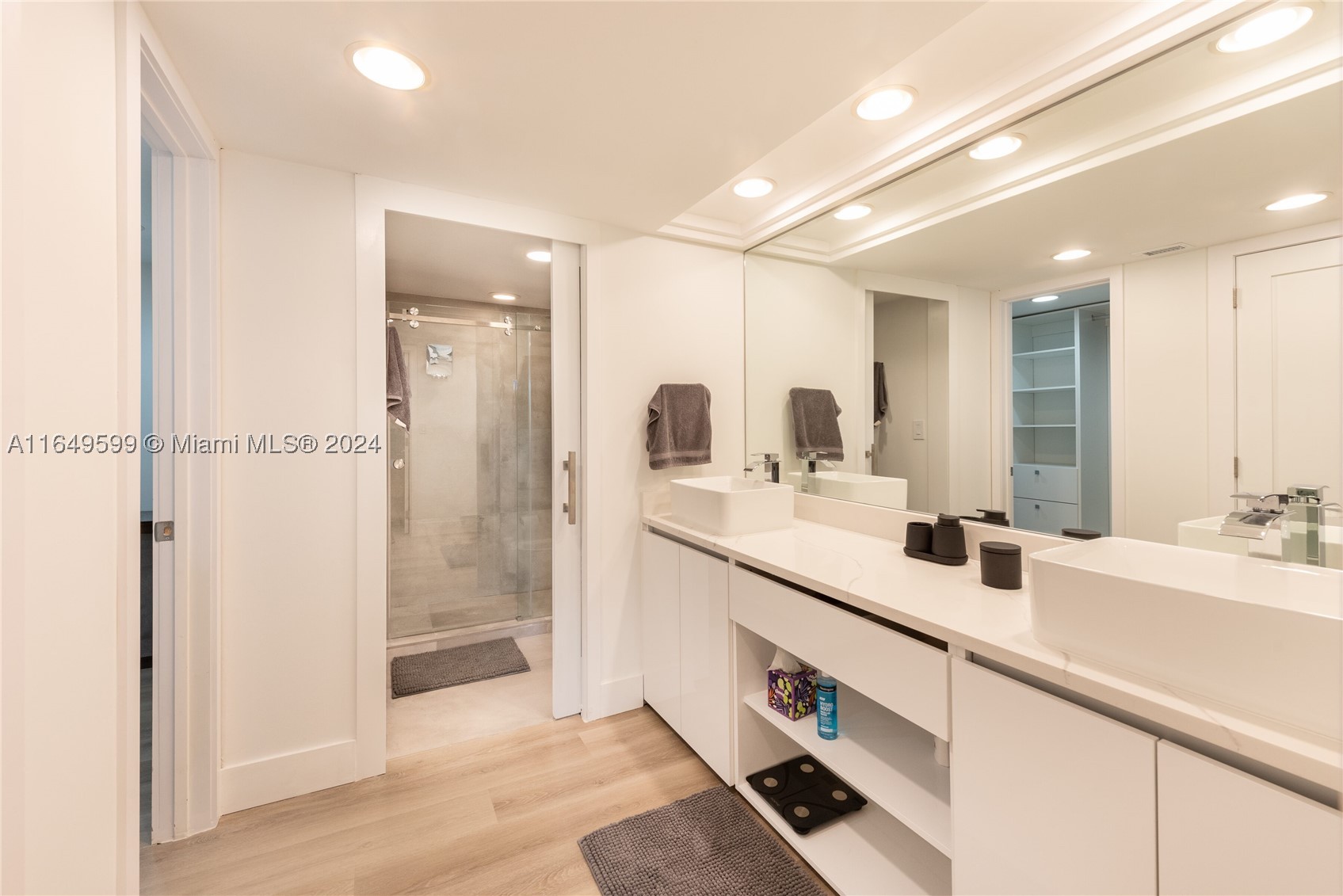 1111 Crandon Blvd #A306, Key Biscayne FL 33149
